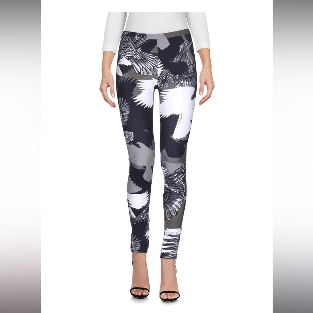 COPY - Just Cavalli printed white/black leggings.